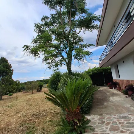 Сasa de vacaciones Amyclae Heritage House-traditional Stone With Modern Comforts