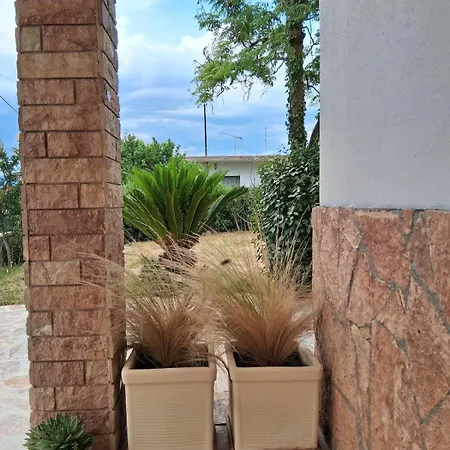 Сasa de vacaciones Amyclae Heritage House-traditional Stone With Modern Comforts Esparta