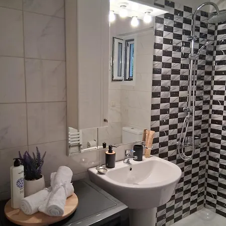 Amyclae Heritage House-traditional Stone With Modern Comforts Сasa de vacaciones Esparta