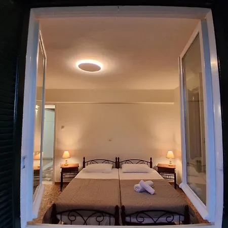 Amyclae Heritage House-traditional Stone With Modern Comforts Сasa de vacaciones Esparta